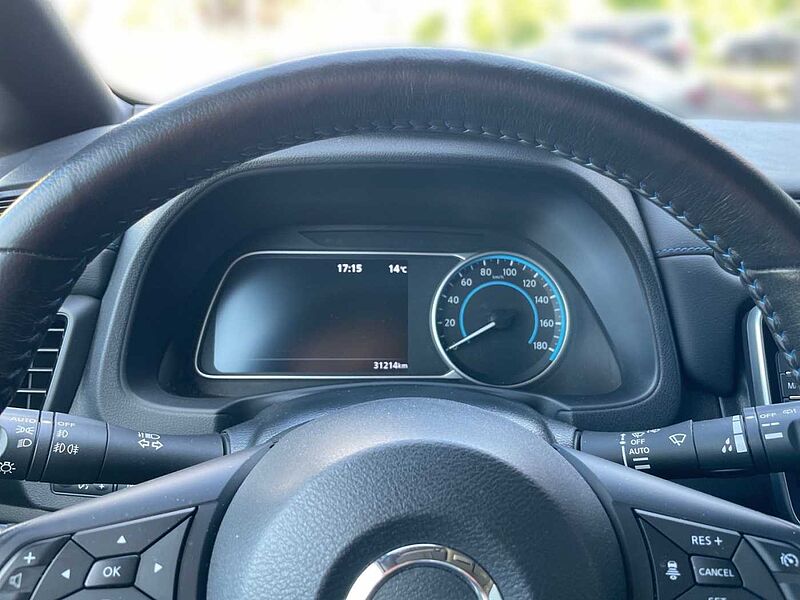 Nissan Leaf 40kWh N-Connecta, Winter, LED, Kamera 360°